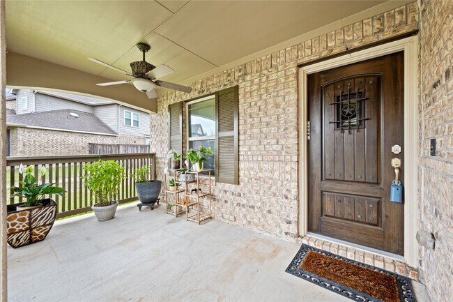 Building Photo - 8934 English Manor Dr