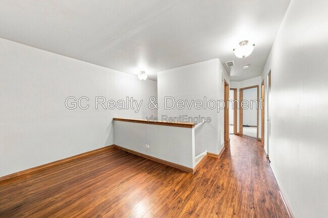 Building Photo - 203 Springbrook Trail S