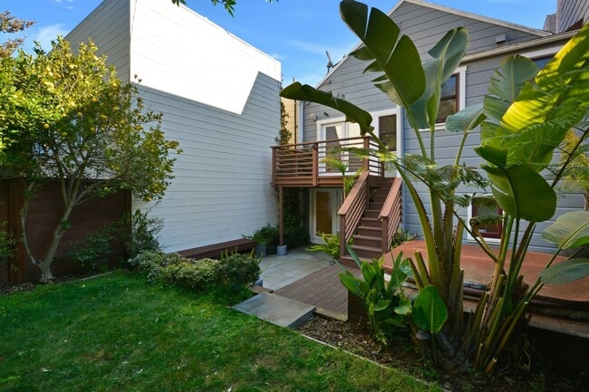 Building Photo - Your home sweet home in San Francisco is in the Noe Valley Neighborhood!