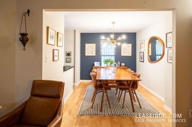 Building Photo - 1325 13th St NW