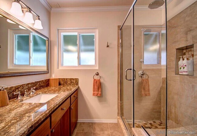 Building Photo - 5512 Candlelight Dr