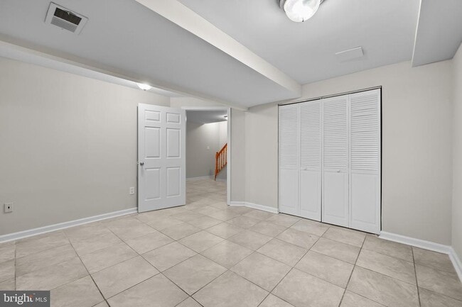 Building Photo - 9786 Whiskey Run