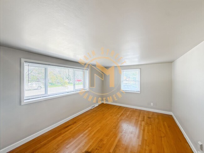 Building Photo - 1313 St Agnes Dr