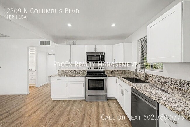 Building Photo - 2309 N Columbus Blvd