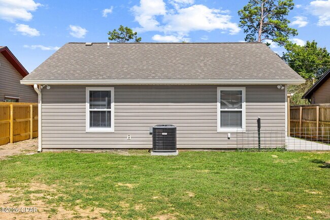 Building Photo - 1824 Alabama Ave