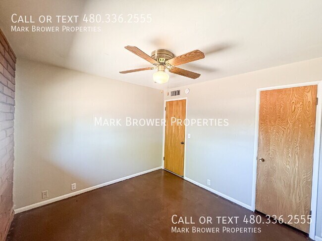 Building Photo - 505 E Loma Vista Dr