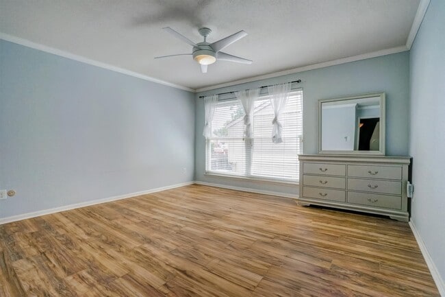 Building Photo - 2601 Augusta Dr