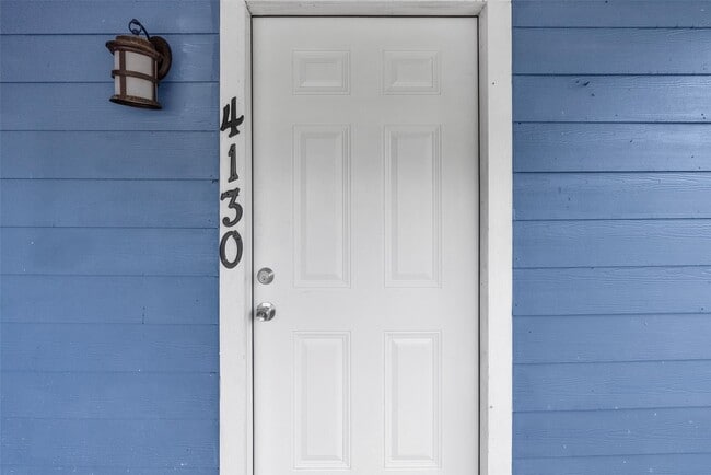 Building Photo - 4126 Paladino St