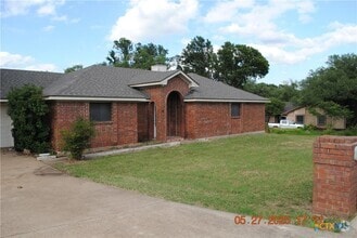 Building Photo - 97 Ben Nevis Ln