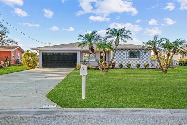 Building Photo - 7160 Shore Dr S