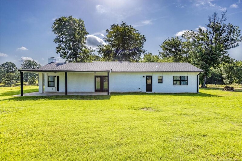 Building Photo - 850 N 4015 Rd