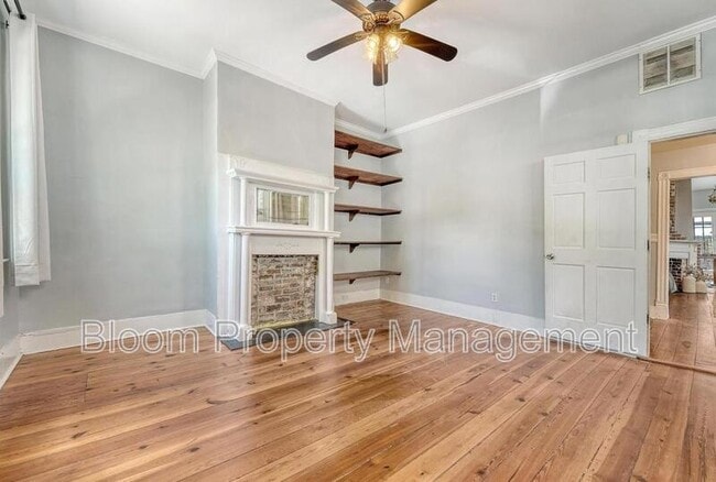 Building Photo - 169 Fishburne St