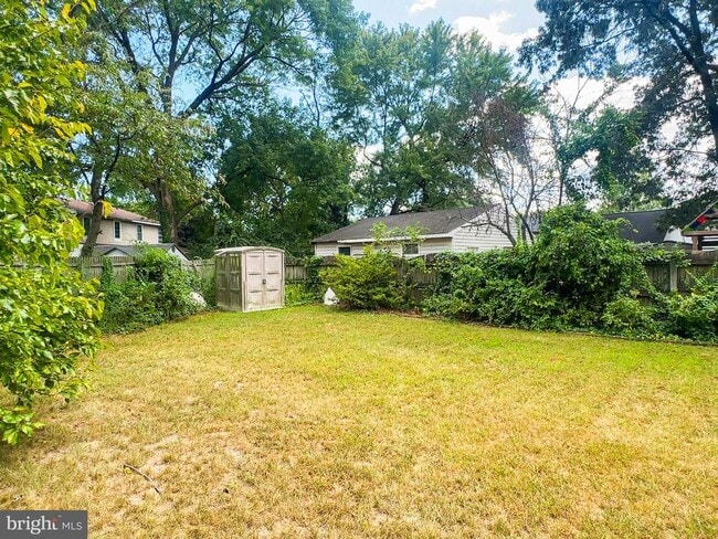 Building Photo - 673 Quail Dr