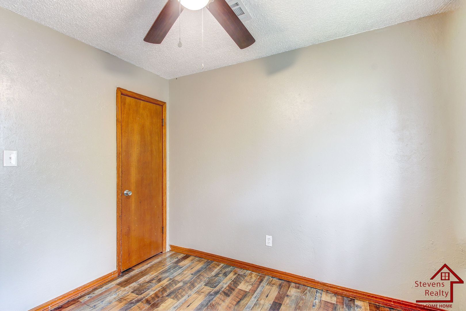 Building Photo - 1436 NW Ozmun Ave