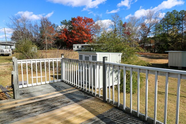 Building Photo - Remodeled Home in Lincoln, AL