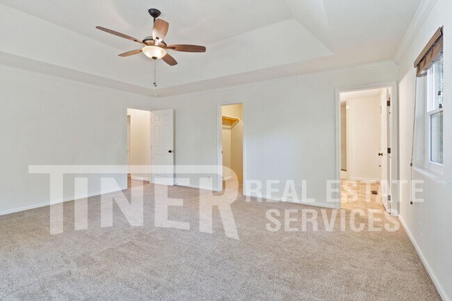 Building Photo - Stunning Views 4 Bedroom El Dorado Hills Gem