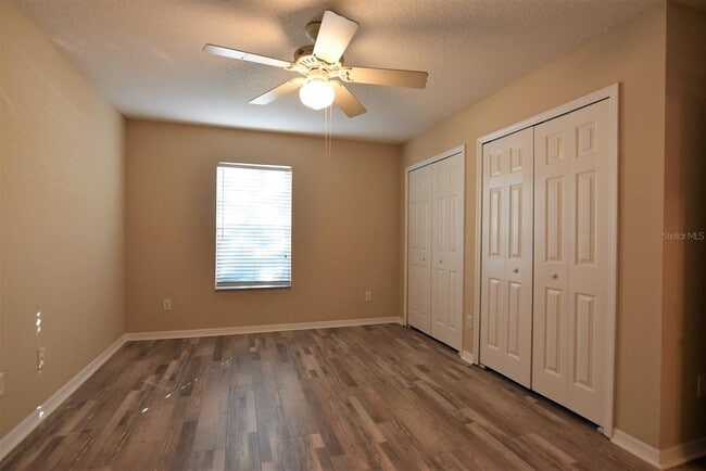 Building Photo - 1066 Dolphin Dr
