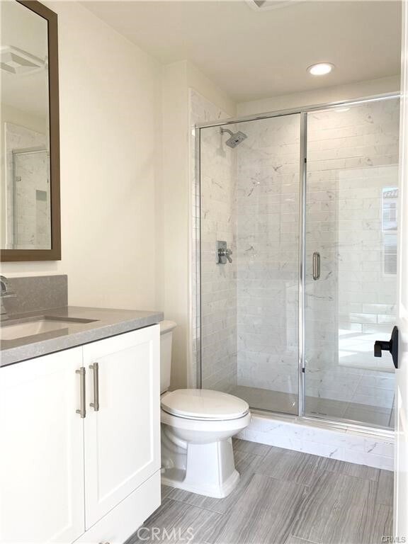 Building Photo - 222 Parkwood