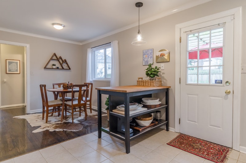 Building Photo - 1401 Seneca Pl