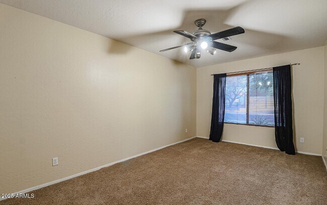 Building Photo - 17592 W Copper Ridge Dr