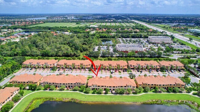 Building Photo - 10385 Wellington Parc Dr
