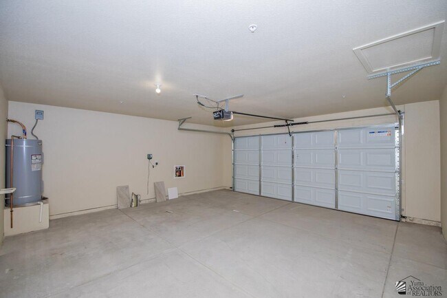 Building Photo - 7266 E 37th Pl
