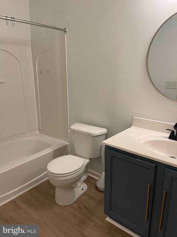 Building Photo - 310 Norwalk Way