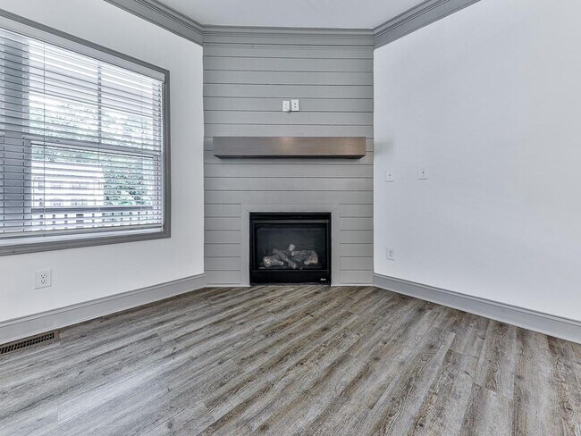 Building Photo - 419 Stovall Pl