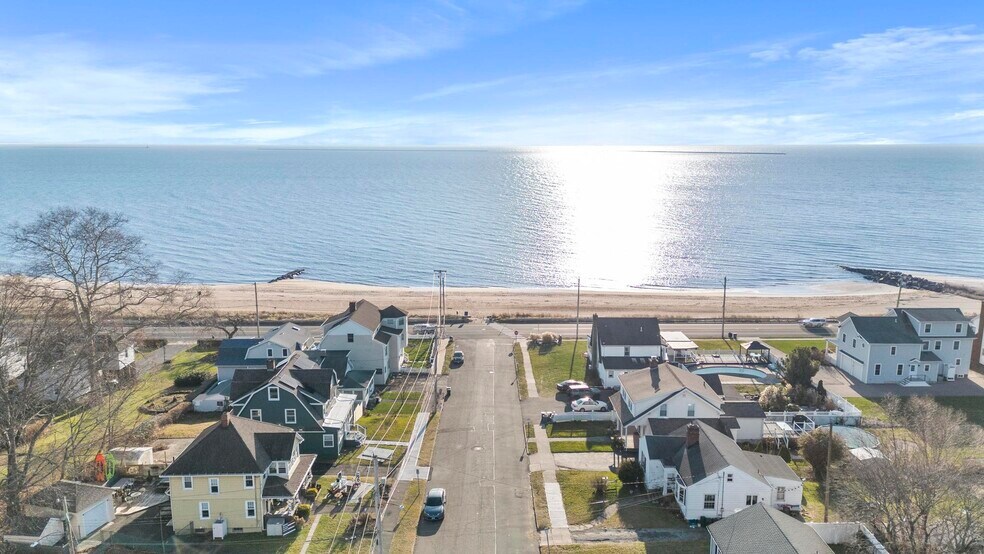 Building Photo - 11 Seaview Ave