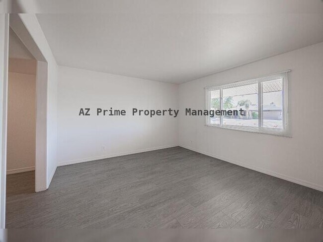 Building Photo - 428 E Fremont Dr