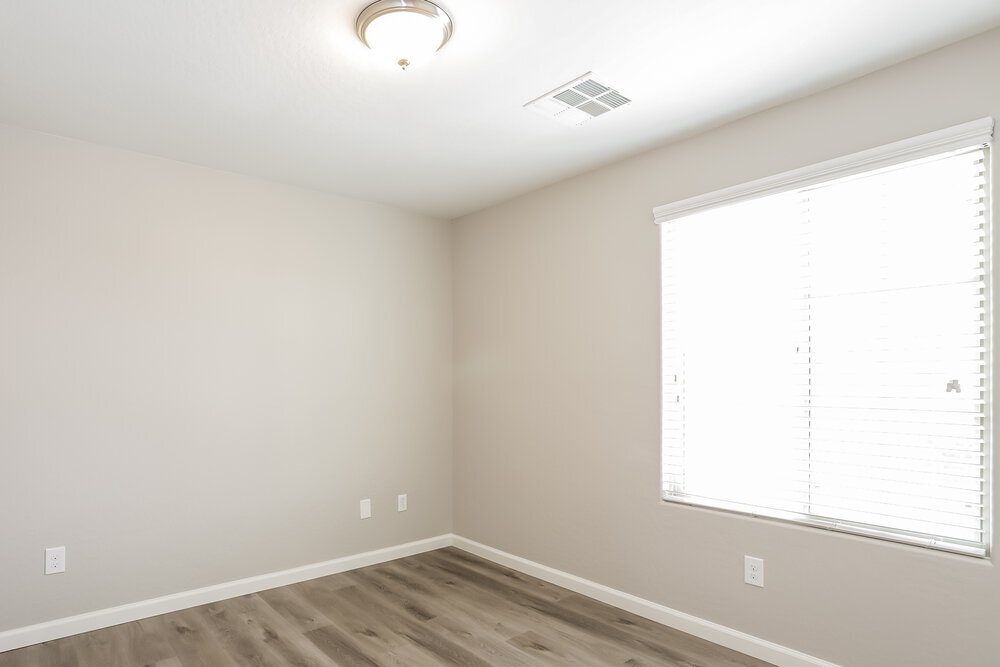 Building Photo - 6388 Kellyville Dr