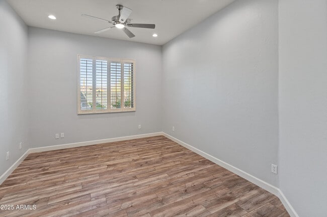 Building Photo - 12073 W Desert Mirage Dr