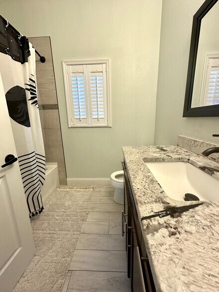 Building Photo - 17811 Olive Oak Way