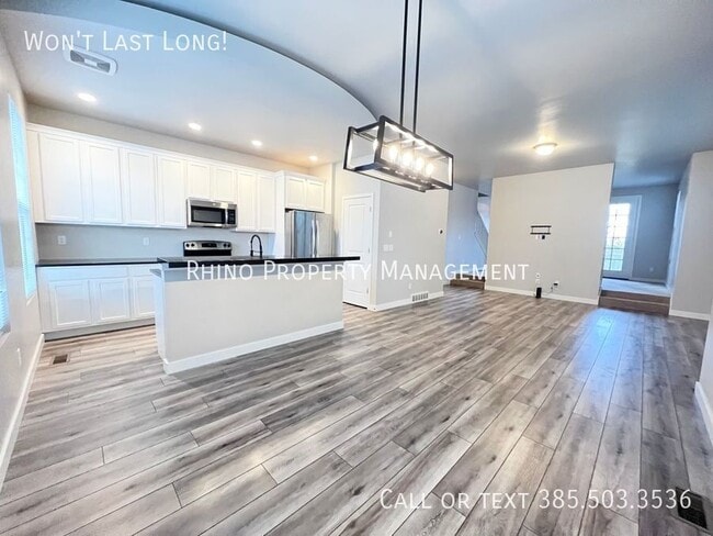 Building Photo - 5326 W S Jordan Pkwy