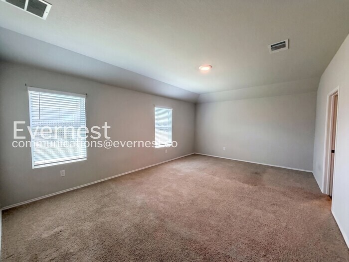 Building Photo - 6025 Montrelia Dr