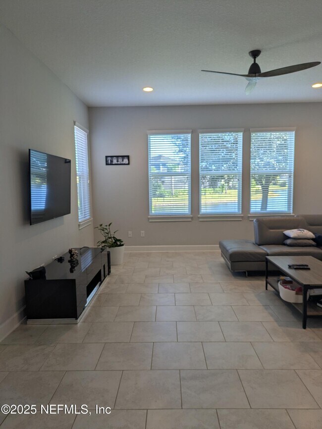 Building Photo - 78 Amalurra Trail