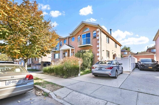 Building Photo - 88-20 70th Rd