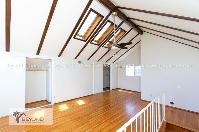 Building Photo - LUXURY IN LAKESIDE , STUNNING 4 BED 3 BATH...