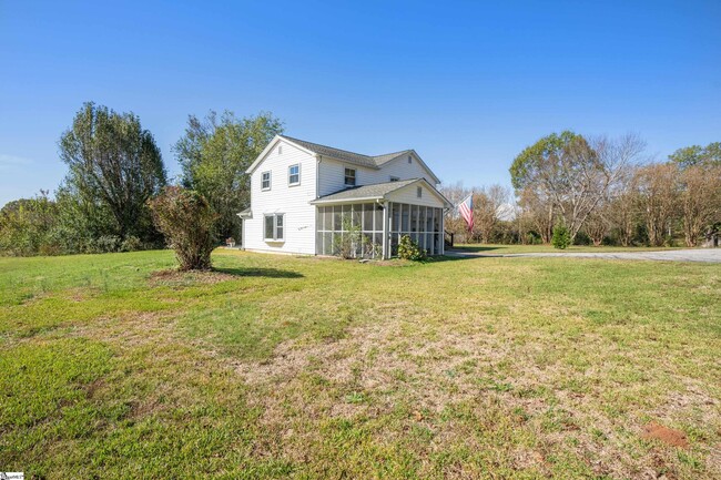 Building Photo - 830 Tigerville Rd
