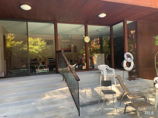 Building Photo - 1579 Lincoln Ave