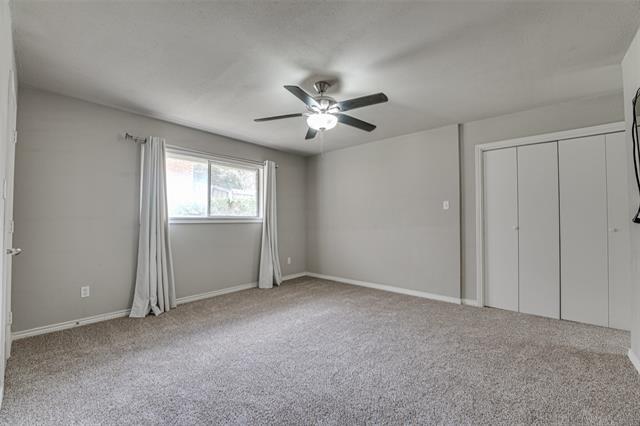 Building Photo - 407 Kenway St