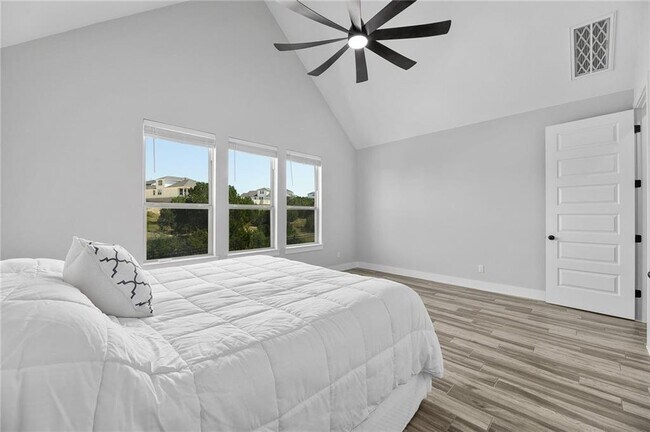 Building Photo - 1363 Hazy Hills Loop