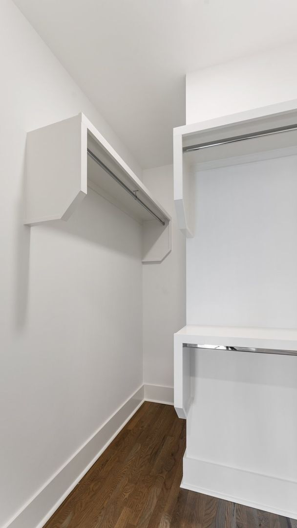 Building Photo - Nashville. Spotless & never been lived in 4BR/4.5BA home + separate office