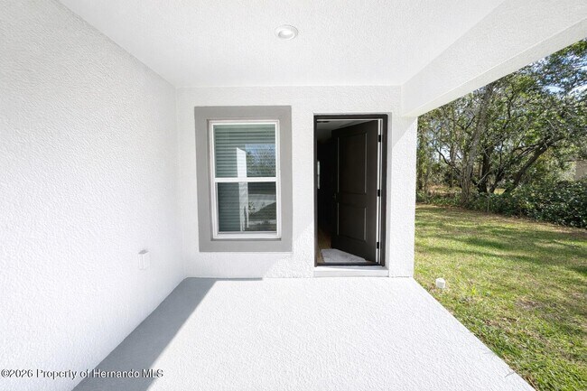 Building Photo - 2464 Fairview Rd