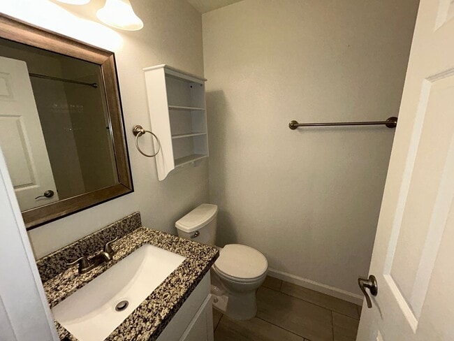 Building Photo - 9831 S 48th Way