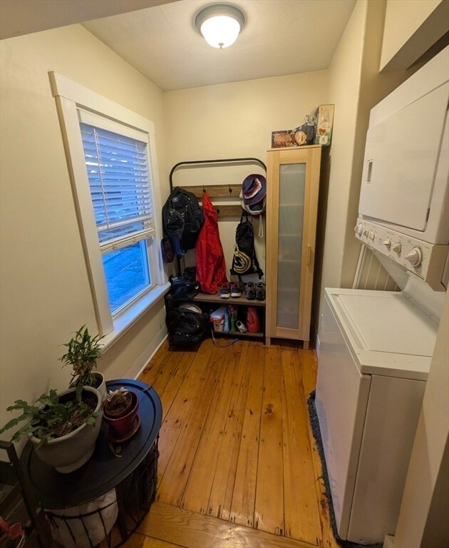 Building Photo - 25 Sawin St