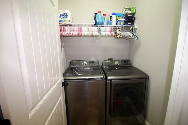 Building Photo - Beautiful and Convenient 3BR/2BA Home near Moody Airforce Base in Valdosta, GA