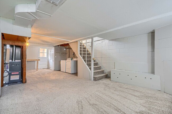 Building Photo - 2230 Coralthorn Rd