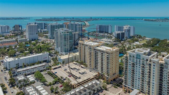 Building Photo - 750 N Tamiami Trl