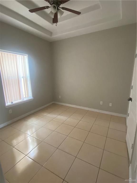 Building Photo - 3127 Scottland Dr